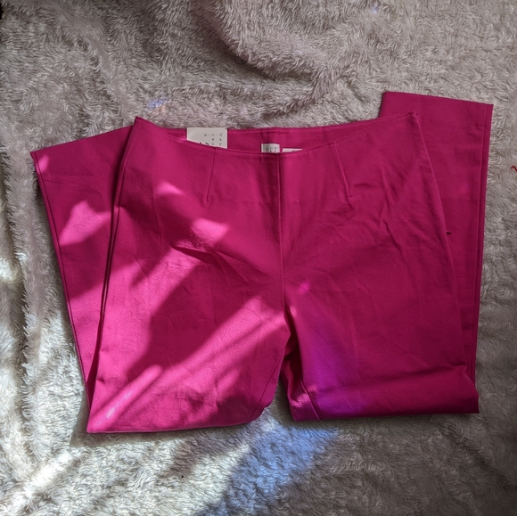 NWT Hot Pink Peddle Pushers - Picture 2 of 4